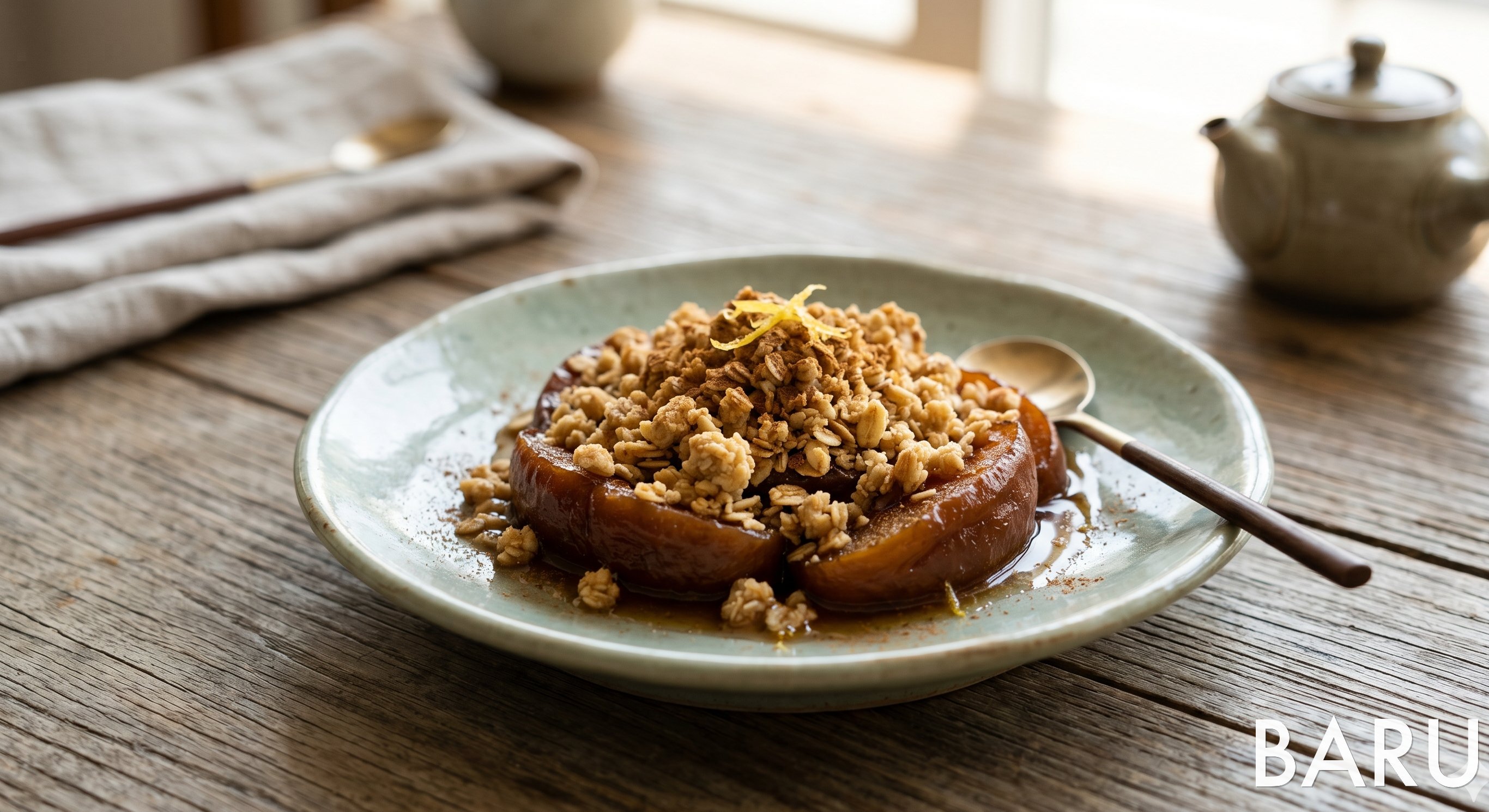 Apple Crumble with Cinnamon Apples (사과 크럼블)