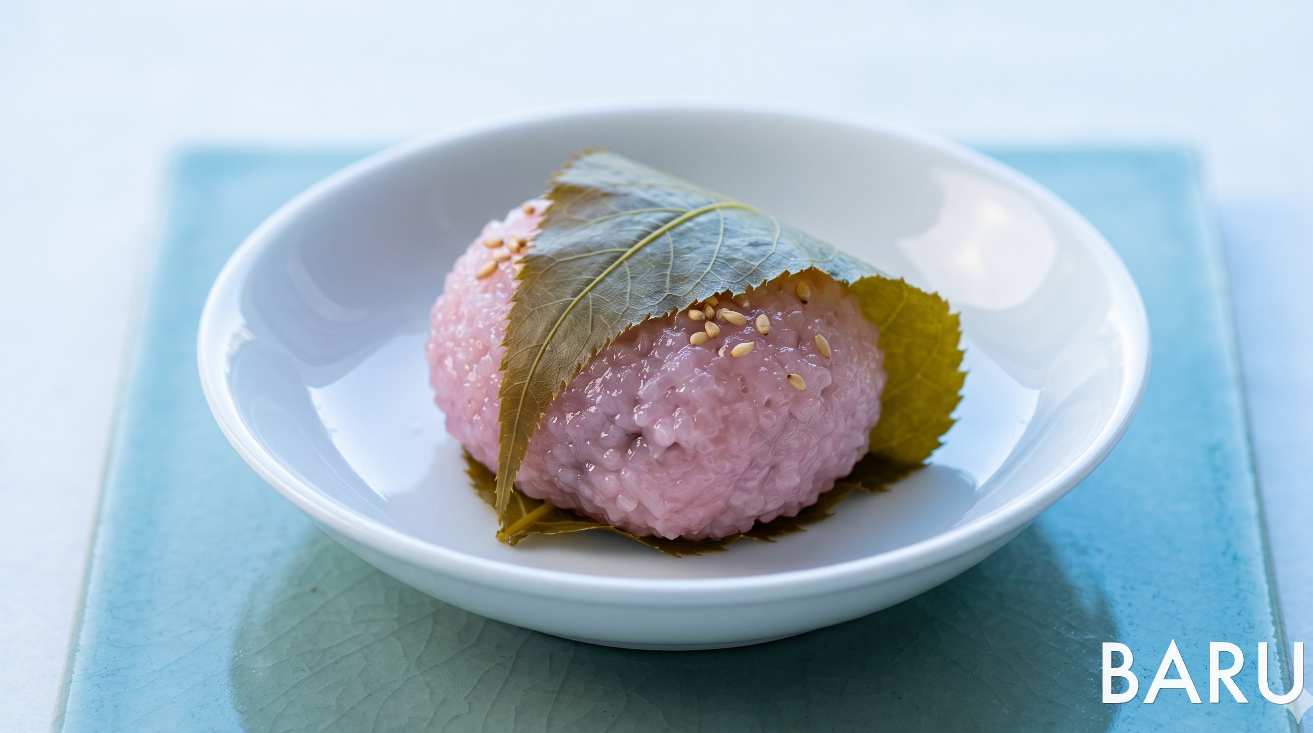 Sakura Mochi (Cherry Blossom Rice Cake) (사쿠라 모찌 (벚꽃 찹쌀떡))