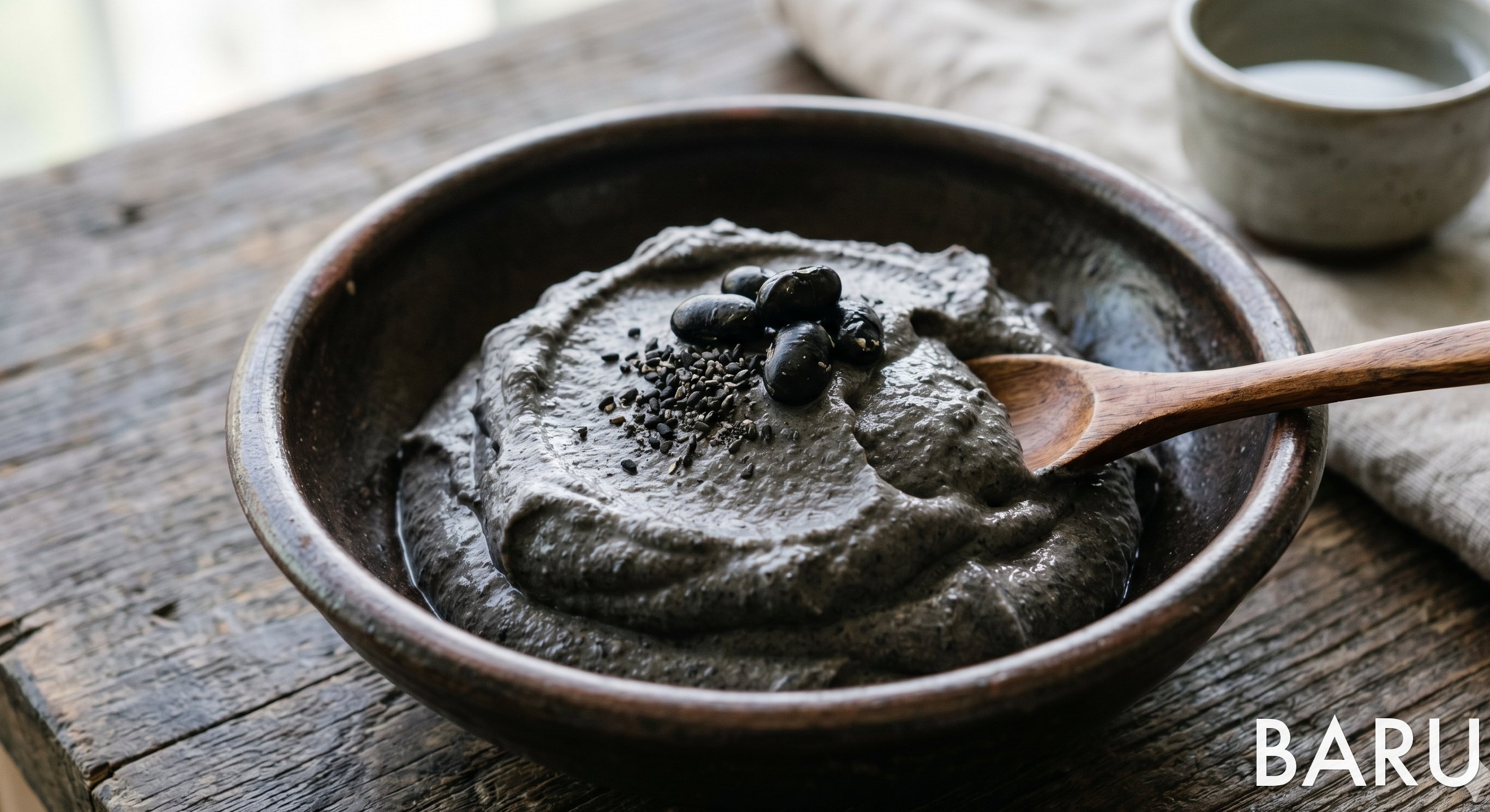 Homemade Black Soybean Greek Yogurt (검은콩 그릭요거트)