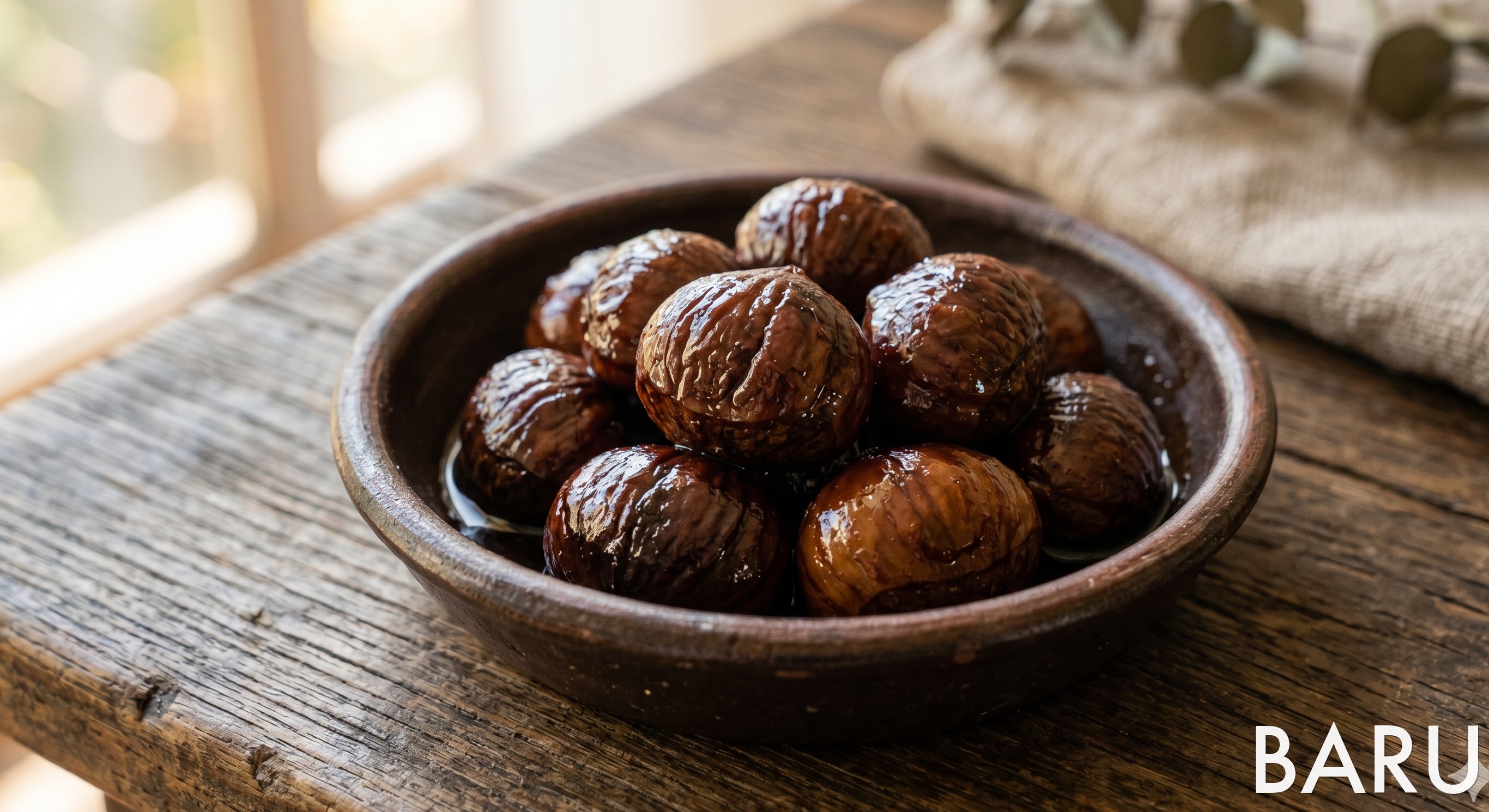 Chestnuts Simmered in Astringent Skin (밤 떫은 껍질 조림)