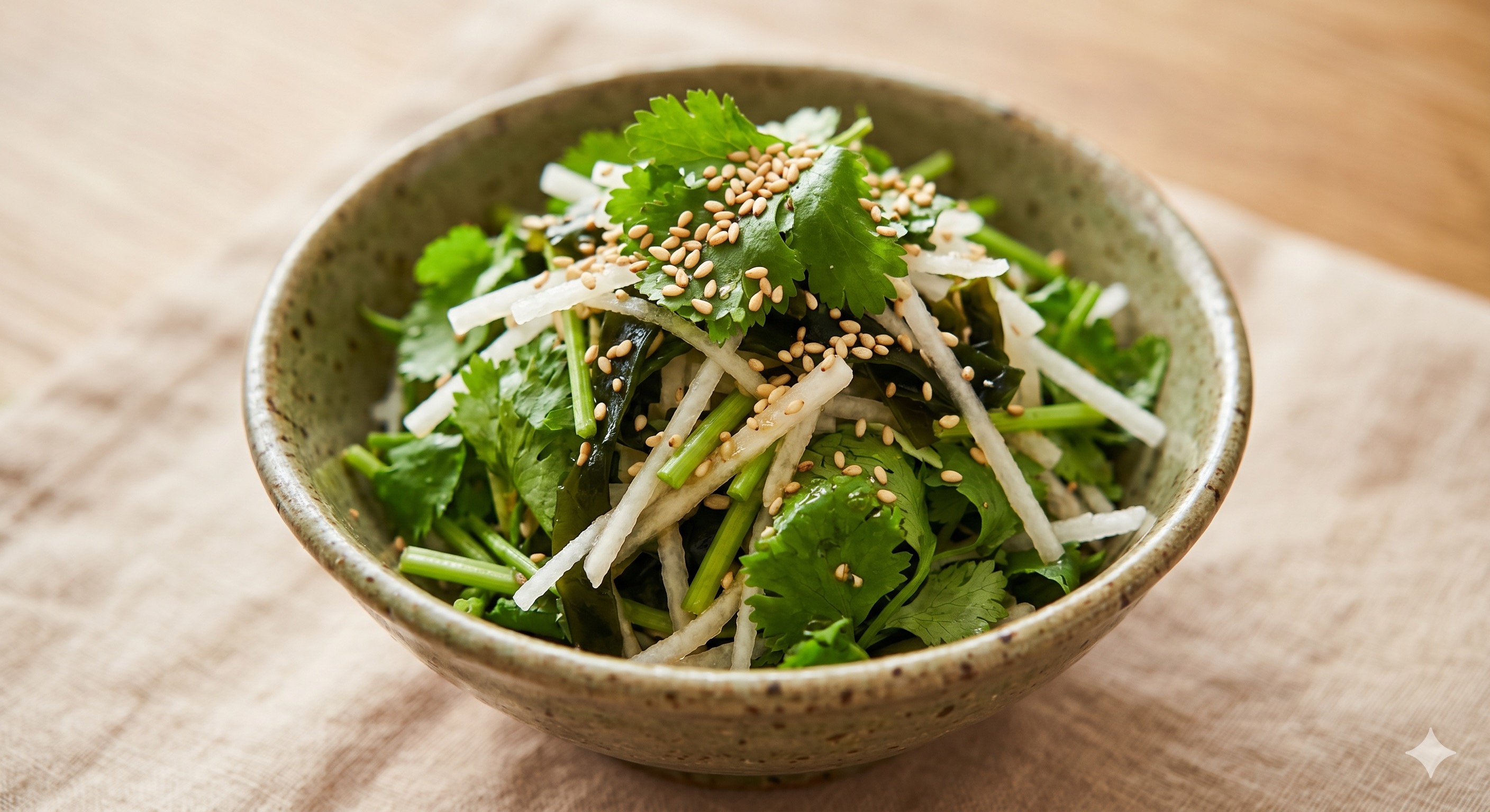 Japanese-Style Cilantro Salad (고수 일본풍 샐러드)