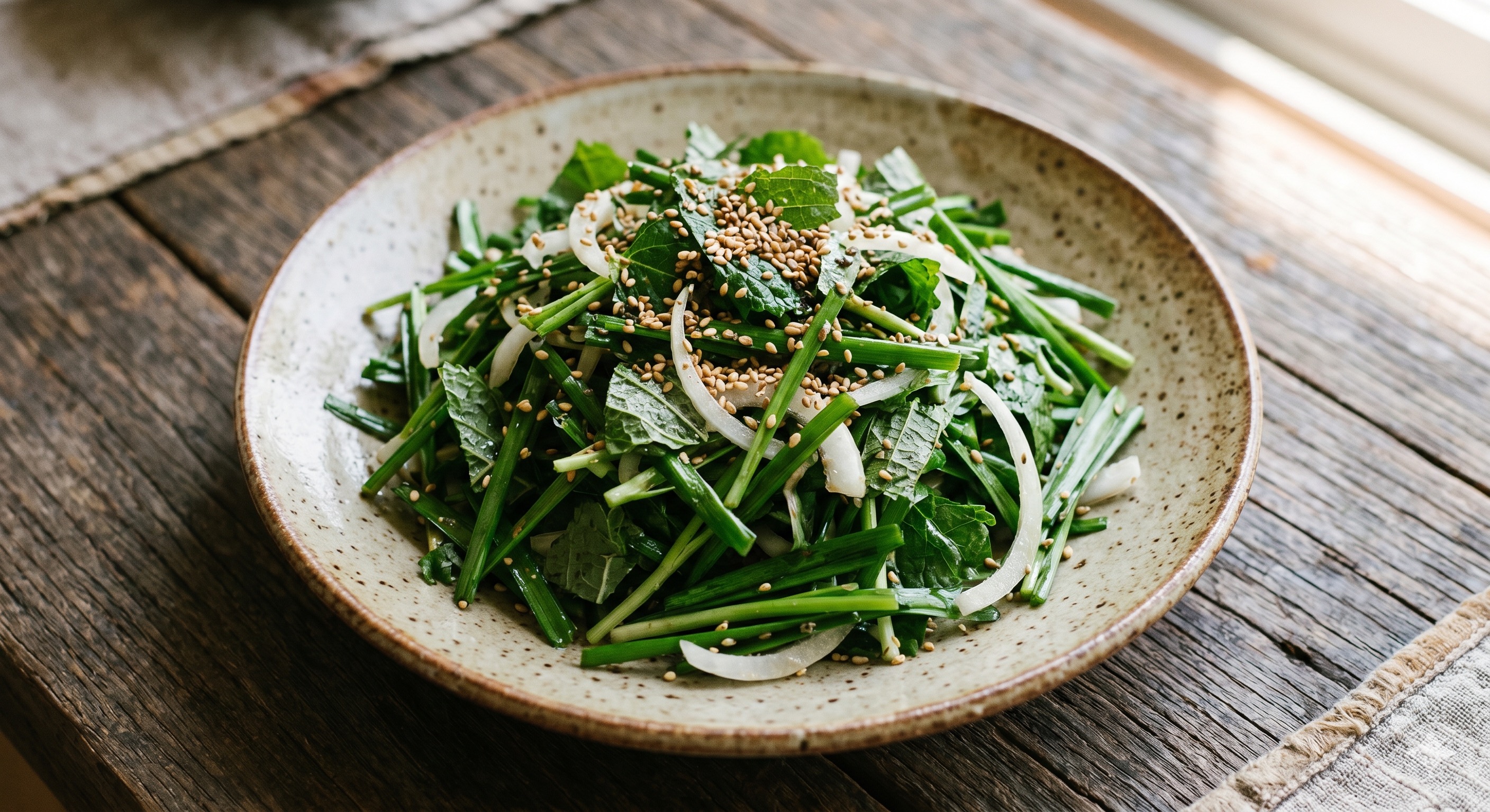 Perilla Seed Chive Salad (들깨부추샐러드)